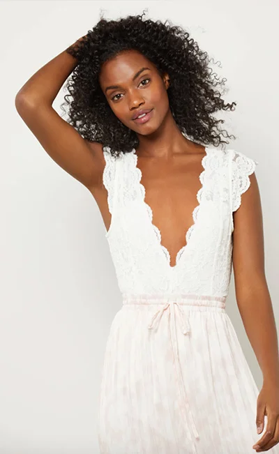 V-NECK LACE BODYSUIT V-NECK LACE BODYSUIT