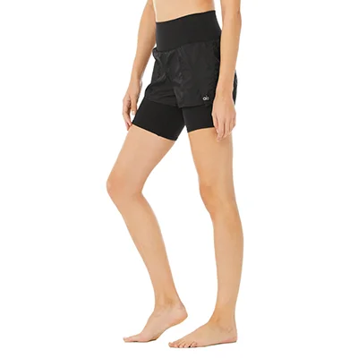 Alo Yoga High-Waist Circuit Short Alo Yoga High-Waist Circuit Short