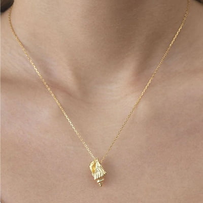 Anni Lu Shell Pendant Necklace