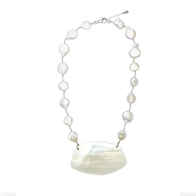 Sculpted Shell Pearl Necklace 