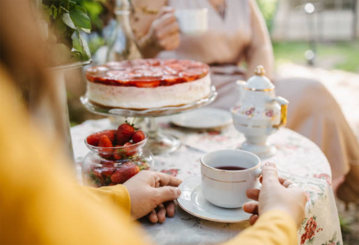 The Ultimate Tea Party Attire Guide What To Wear To A Tea Party Yoper